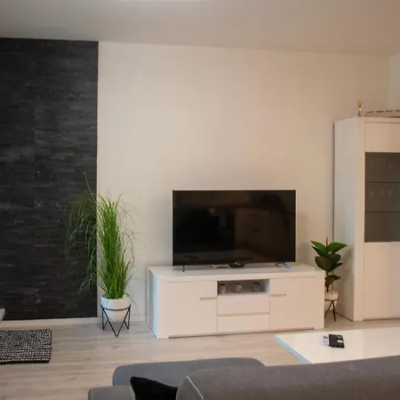 Appartement S Terasou Zvolen